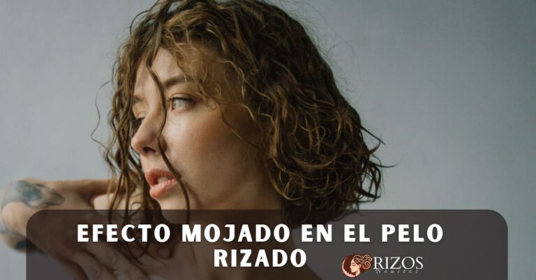 ¿Cómo conseguir el efecto mojado en el pelo rizado?